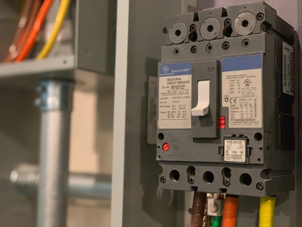Electrical transformer